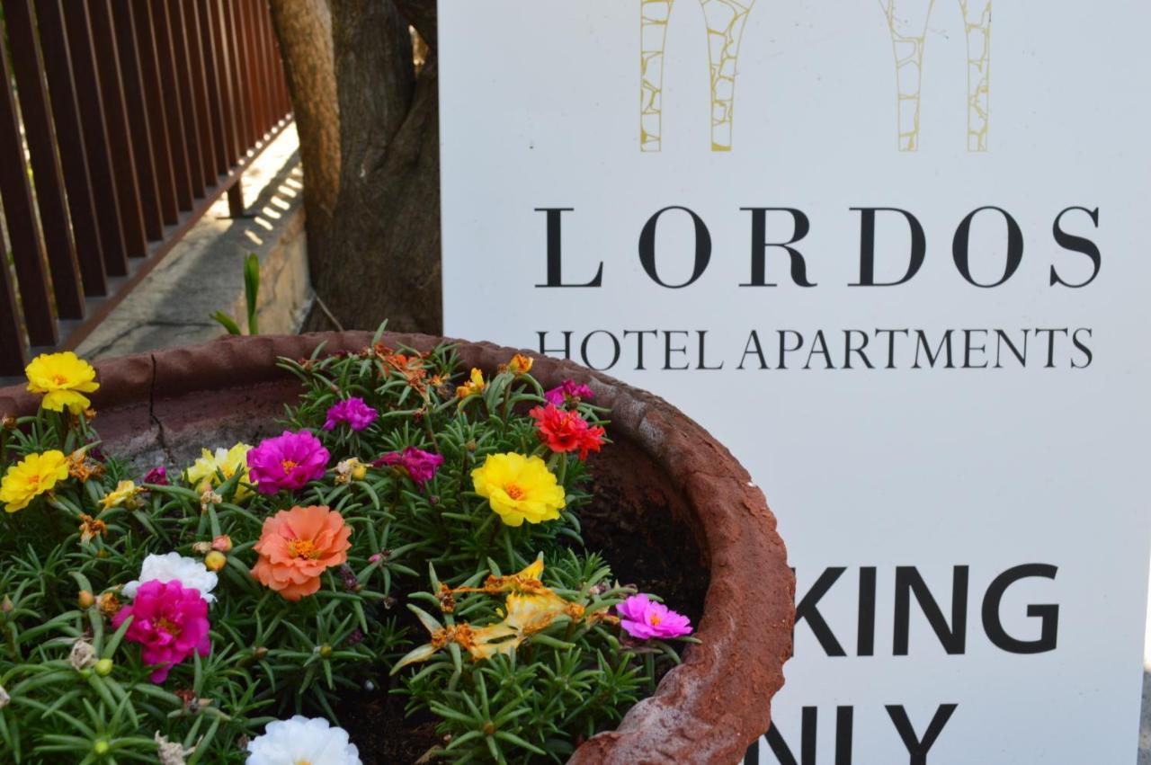 Lordos Hotel Apartments Nicosia Buitenkant foto